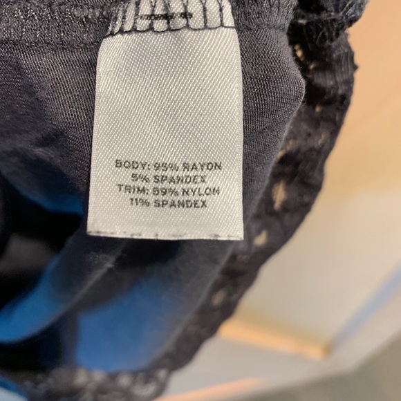 Halogen Wide Lace Camisole - Picture 4 of 4